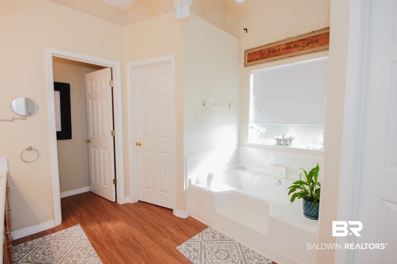 28510 Canterbury Road Daphne, AL 36526 - Photo 15 of 33