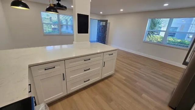 $1,895 | Undisclosed Address, Delray Beach, FL 33484