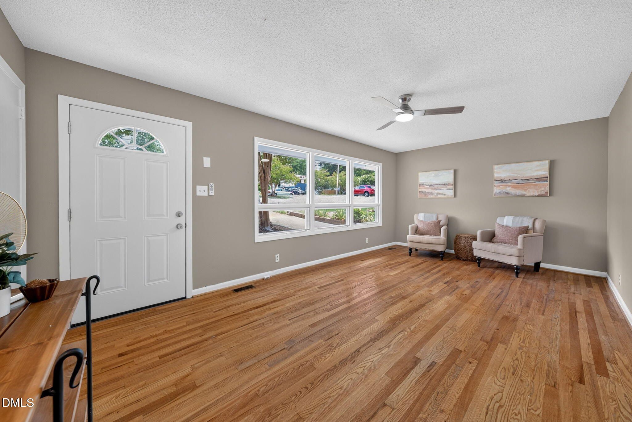 1513 North King Charles Road Raleigh, NC 27610 - Photo 6 of 19 13-web-or-mls-1513 North King Charles Ro