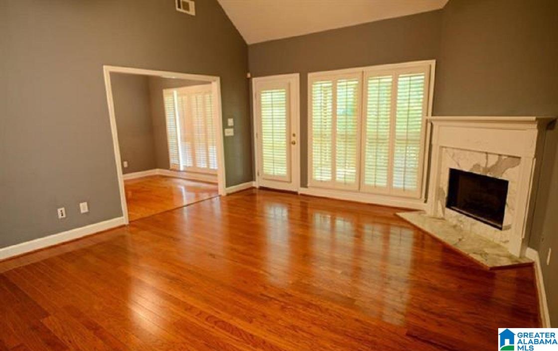 321 Wynlake Circle Alabaster, AL 35007 - Photo 3 of 8