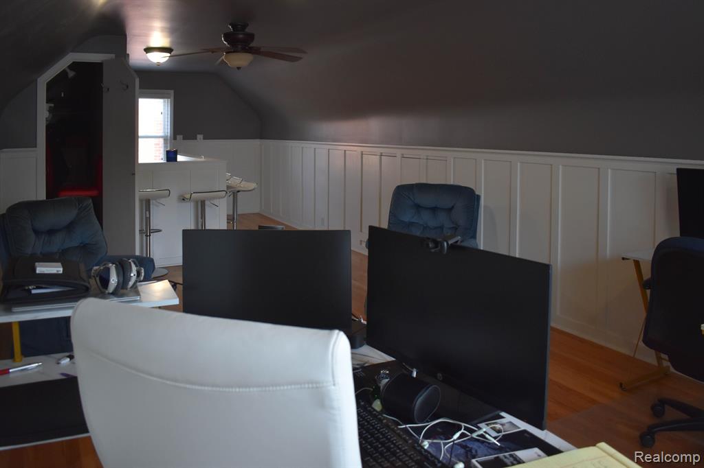 1596 Mansfield Road Birmingham, MI 48009 - Photo 14 of 31 Gallery Image 14