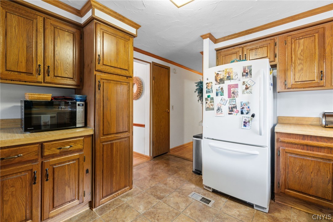2177 Canal Road Camillus, NY 13112 - Photo 29 of 50