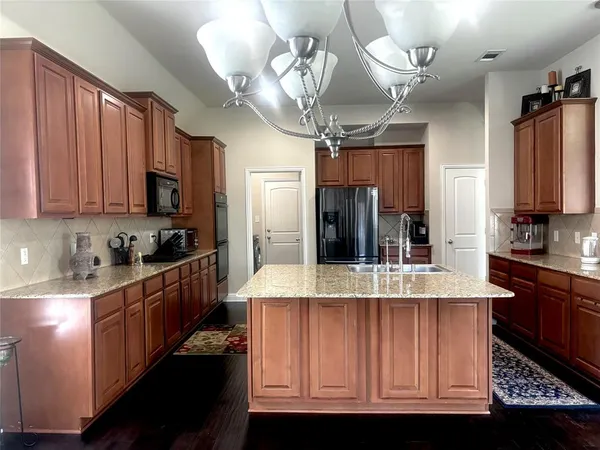 $739,900 | 7612 Cindy Lane, Sachse, TX 75048