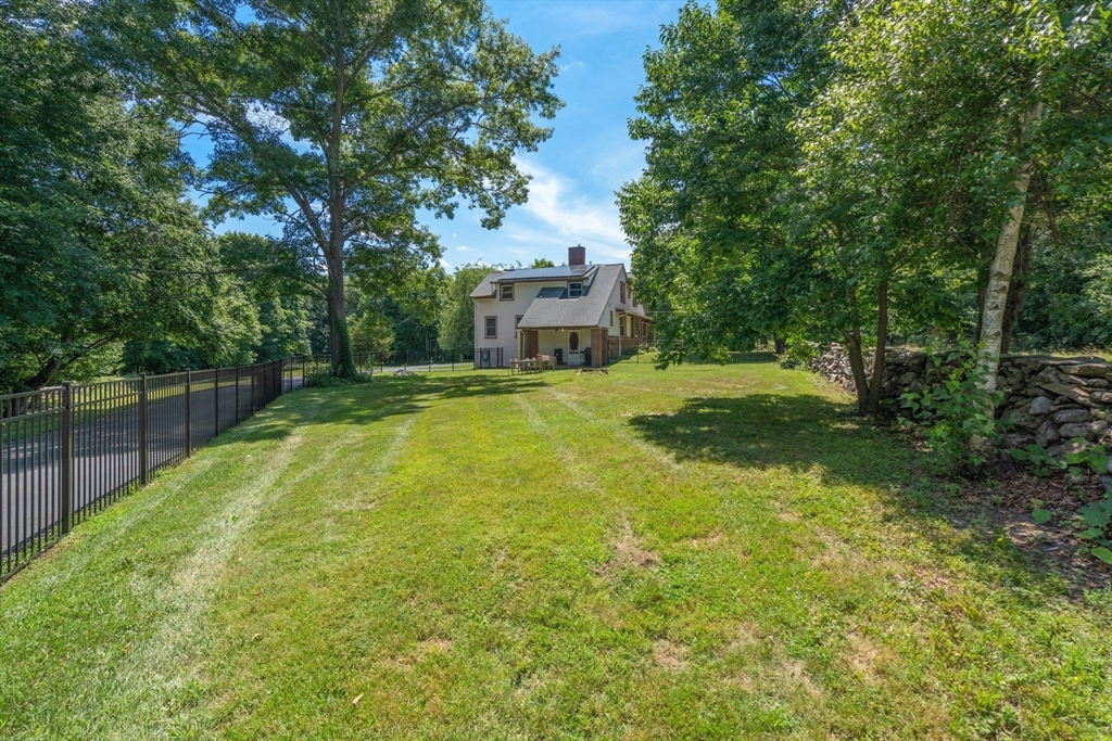 11 Scott Street Bellingham, MA 02019 - Photo 29 of 35