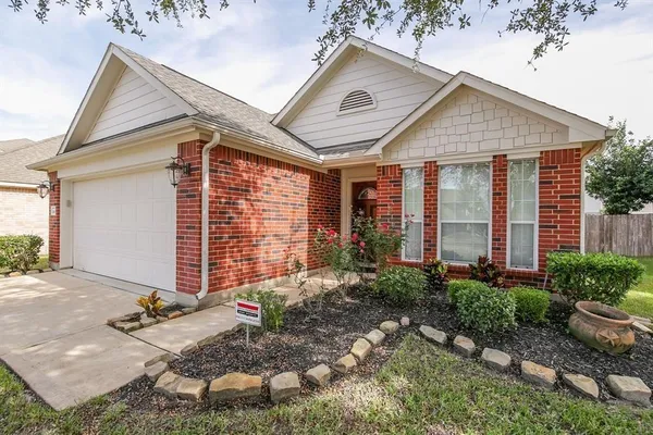 $2,150 | 11414 Ryan Manor Drive, Richmond, TX 77406