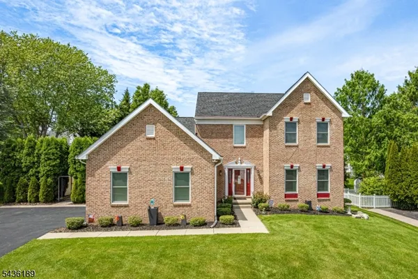 $749,000 | 1710 Washington Valley Drive, Greenwich, NJ 08886