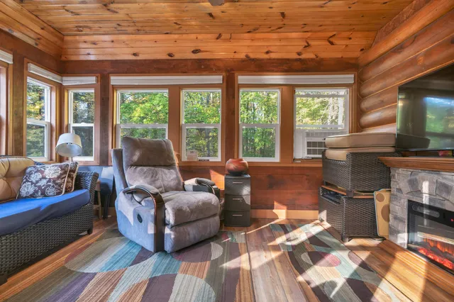 $675,000 | 3529 Nikodem Lane, Abrams, WI 54101