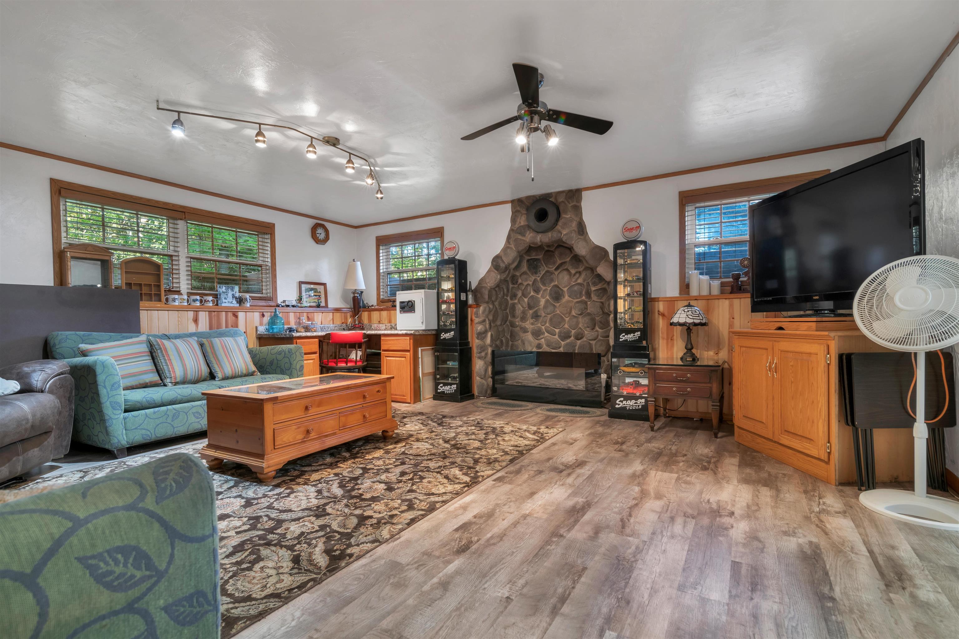 3529 Nikodem Lane Abrams, WI 54101 - Photo 38 of 84