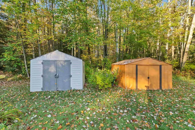 $675,000 | 3529 Nikodem Lane, Abrams, WI 54101