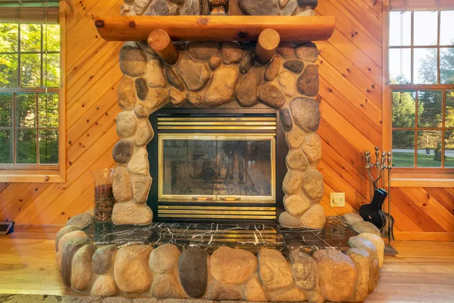 $675,000 | 3529 Nikodem Lane, Abrams, WI 54101