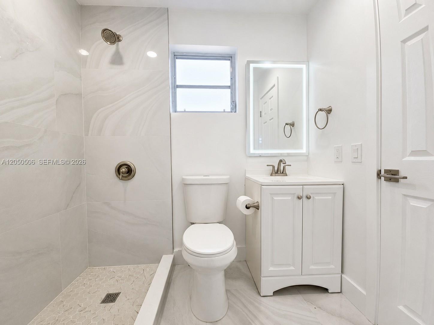 5190 East 1st Avenue, Unit B Hialeah, FL 33013 - Photo 8 of 8