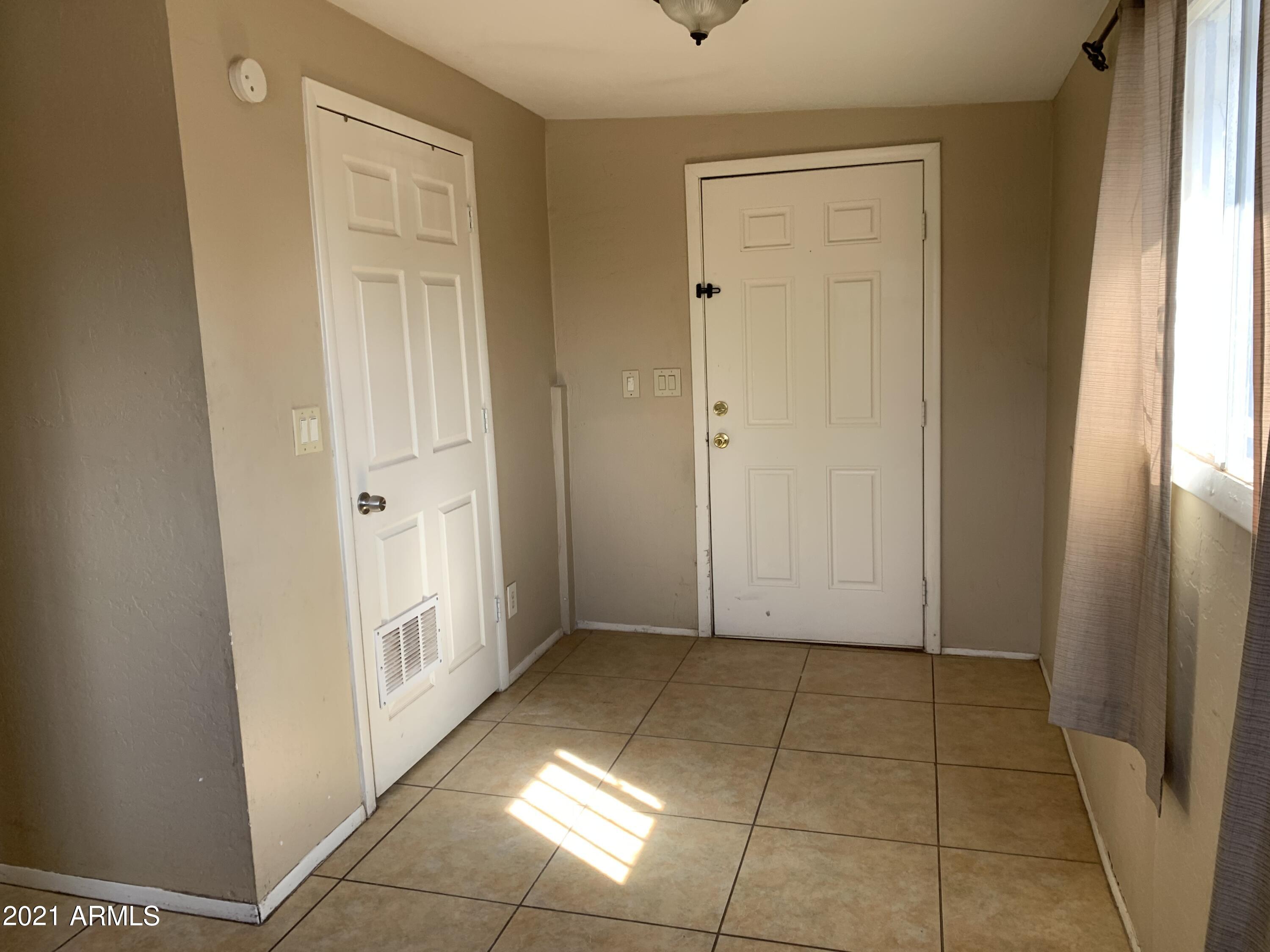 3758 West Romley Road Phoenix, AZ 85041 - Photo 10 of 13 IMG-3509
