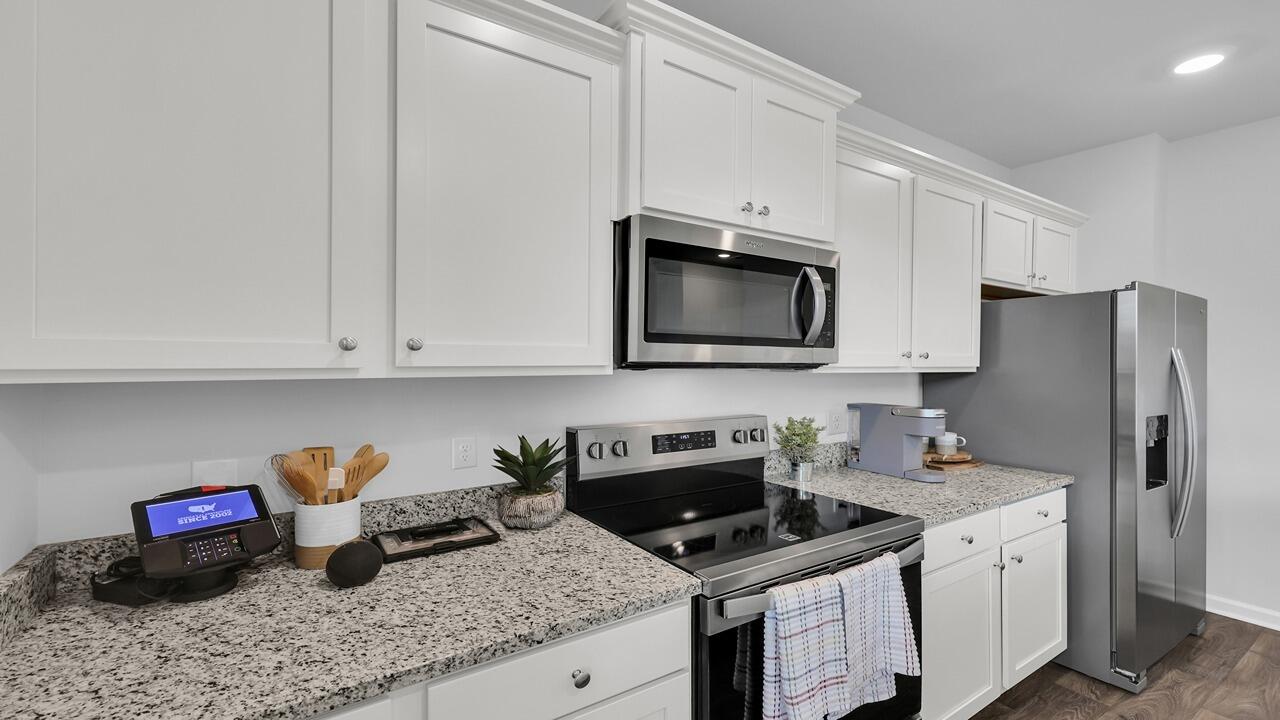 187 Fuller Road Holly Hill, SC 29059 - Photo 12 of 36