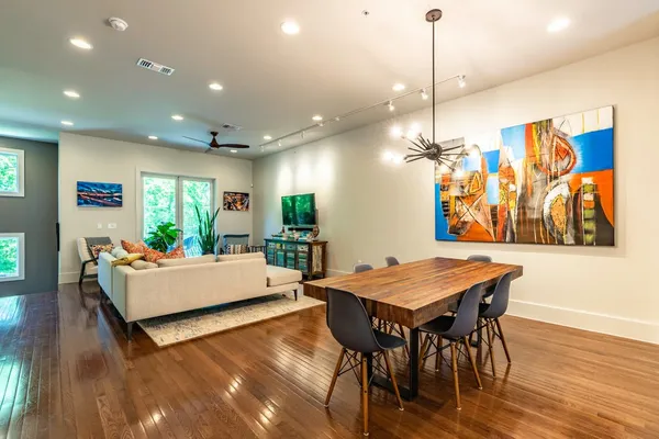 $3,850 | 206 East Live Oak Street, Unit F, Austin, TX 78704