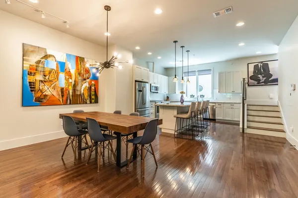 $3,850 | 206 East Live Oak Street, Unit F, Austin, TX 78704