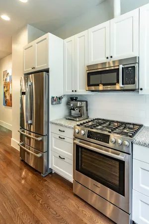 $3,850 | 206 East Live Oak Street, Unit F, Austin, TX 78704