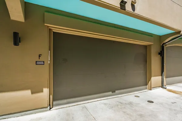 $3,850 | 206 East Live Oak Street, Unit F, Austin, TX 78704