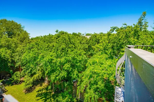 $3,850 | 206 East Live Oak Street, Unit F, Austin, TX 78704