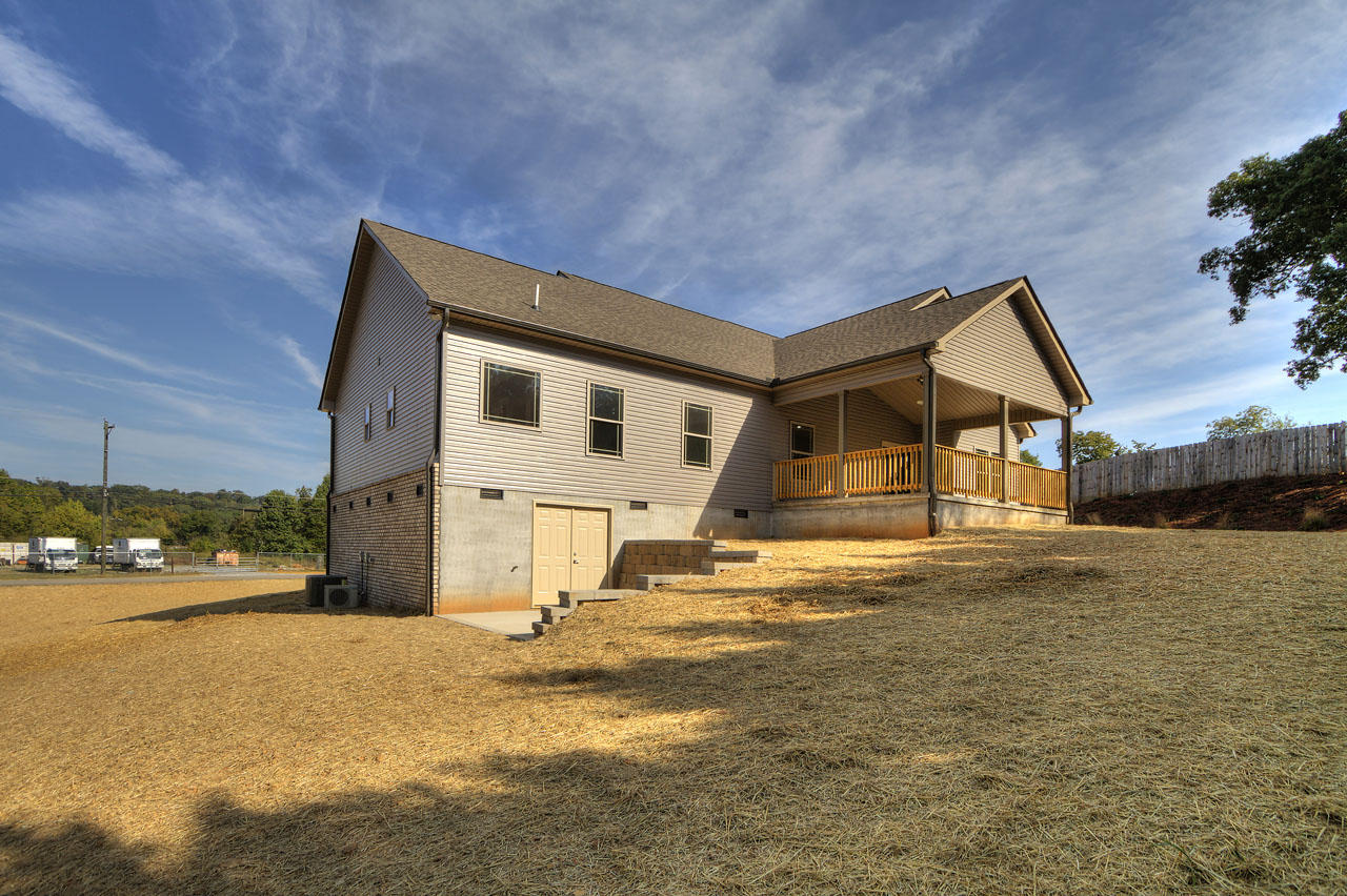 1185 Topside Road Louisville, TN 37777 - Photo 35 of 39 IMG_0616LR