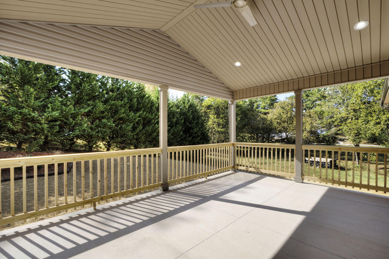 1185 Topside Road Louisville, TN 37777 - Photo 37 of 39 IMG_5293LR