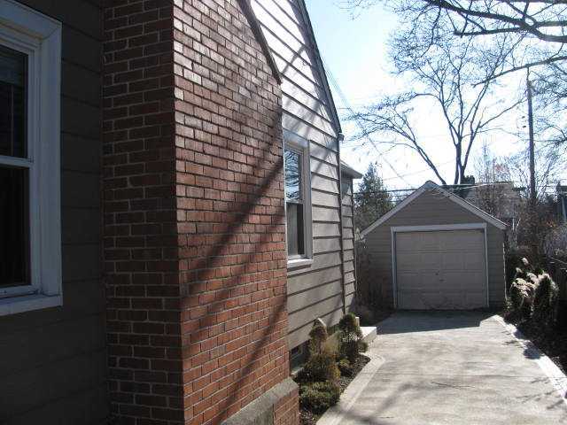 279 Richards Road Columbus, OH 43214 - Photo 3 of 10 Gallery Image 3
