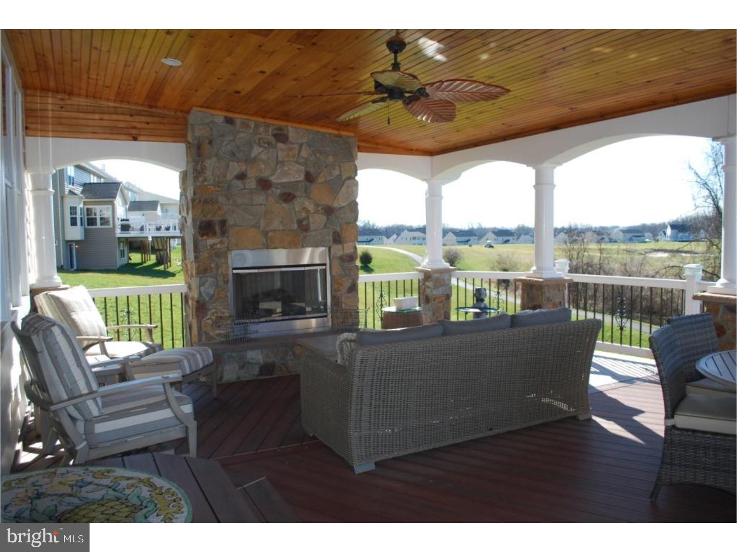 647 Sligo Road Avondale, PA 19311 - Photo 3 of 25 Deck