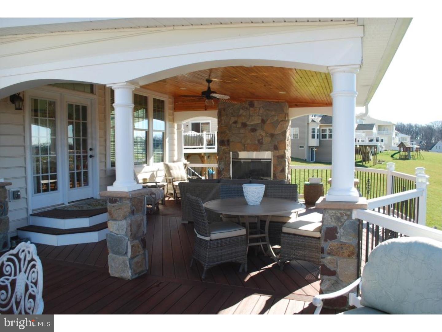 647 Sligo Road Avondale, PA 19311 - Photo 7 of 25 Deck