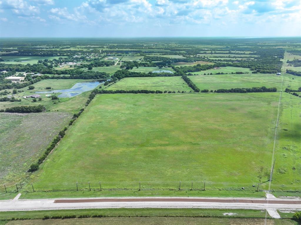 3486 FM 3486, Unit 2 Terrell, TX 75160 - Photo 7 of 14 a view of a city