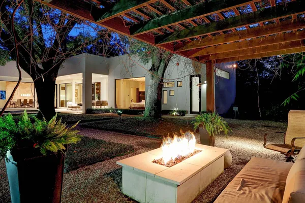 $15,000 | 721 East Creekside Drive, Houston, TX 77024