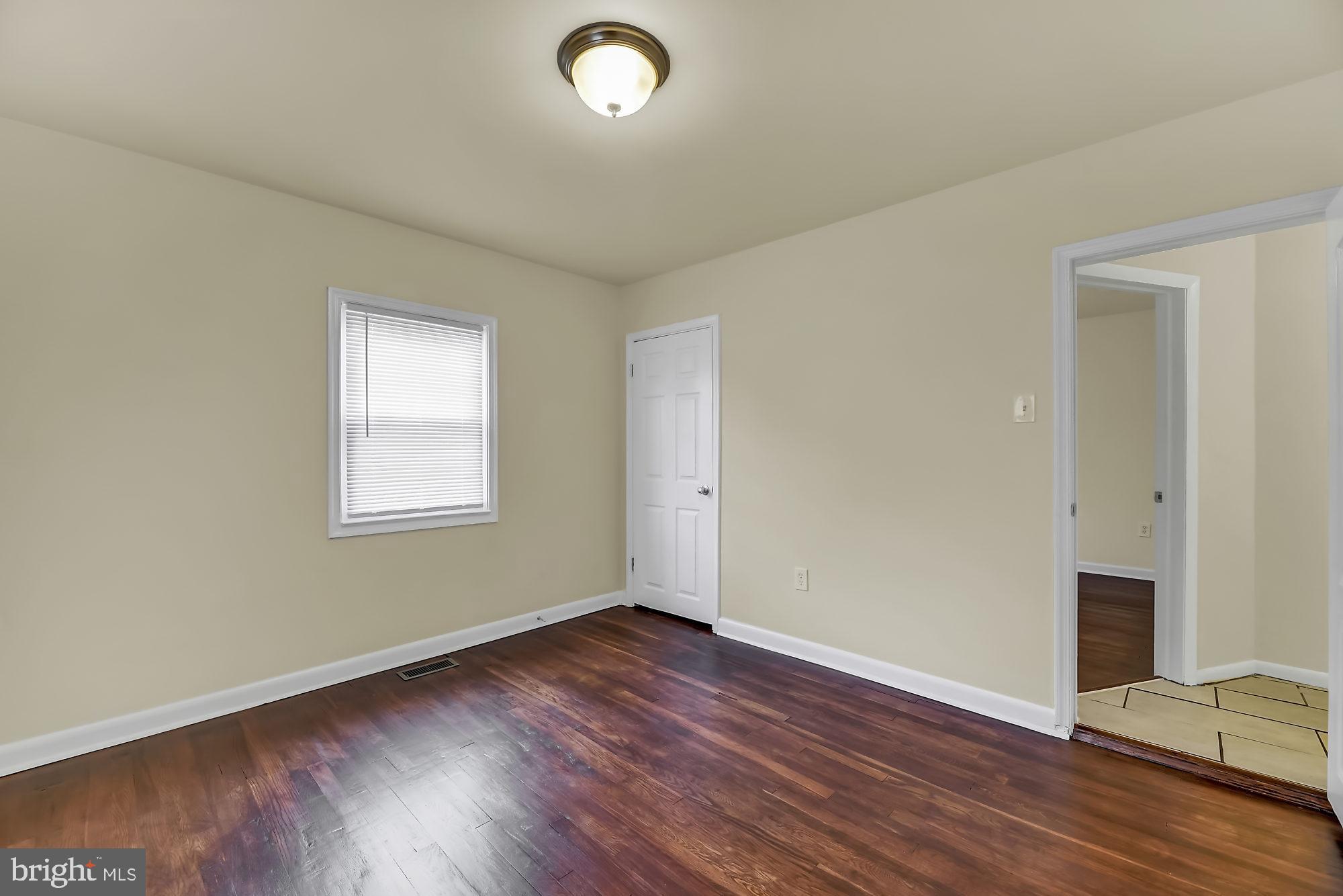 210 Cresswell Road Baltimore, MD 21225 - Photo 13 of 28 Gallery Image 13