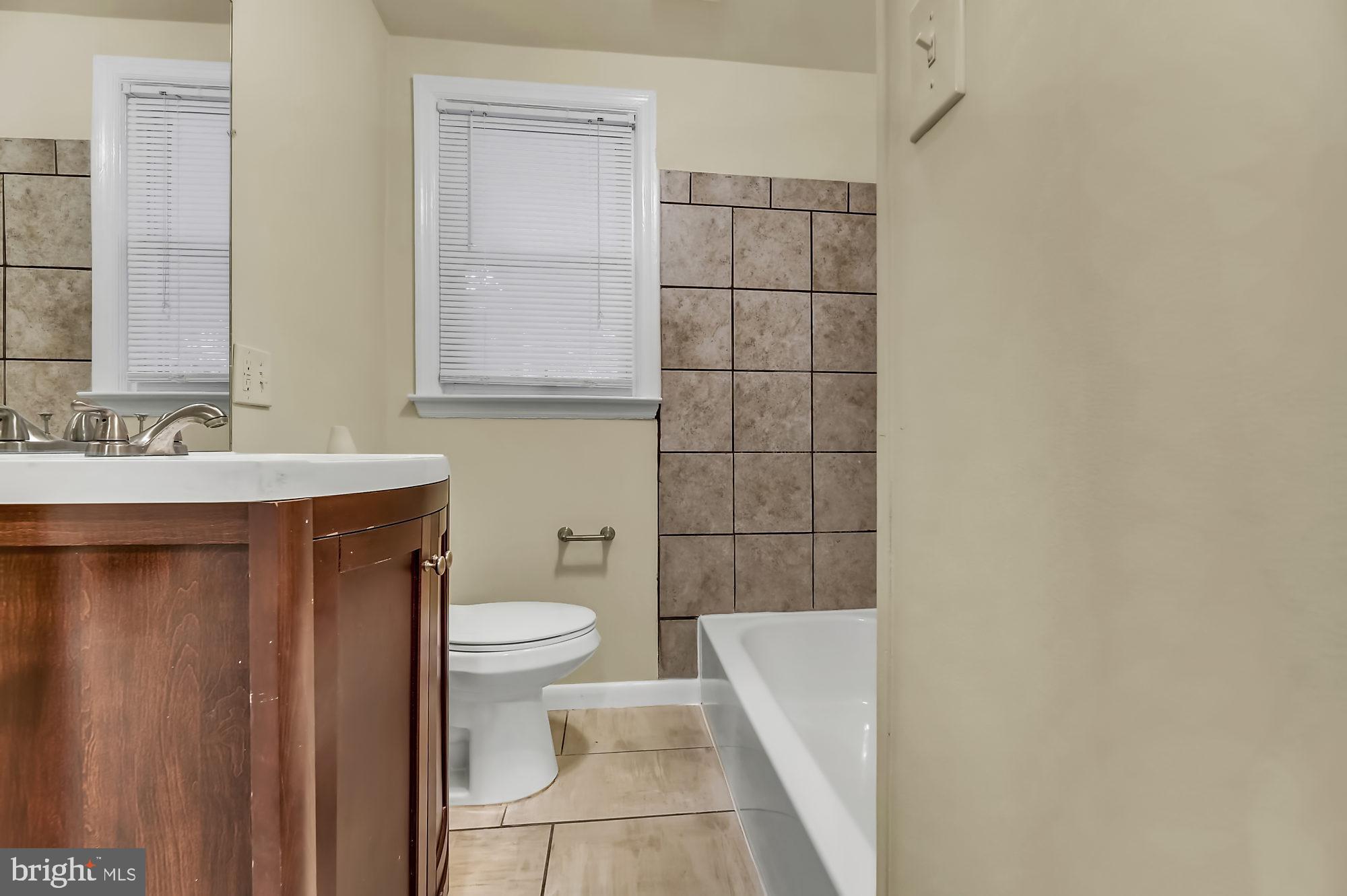 210 Cresswell Road Baltimore, MD 21225 - Photo 14 of 28 Gallery Image 14