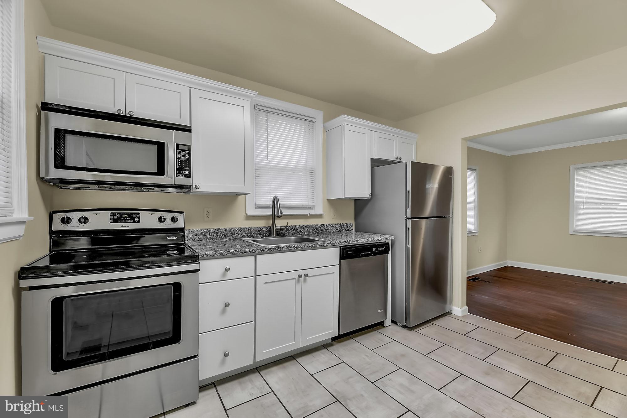 210 Cresswell Road Baltimore, MD 21225 - Photo 5 of 28 Gallery Image 5