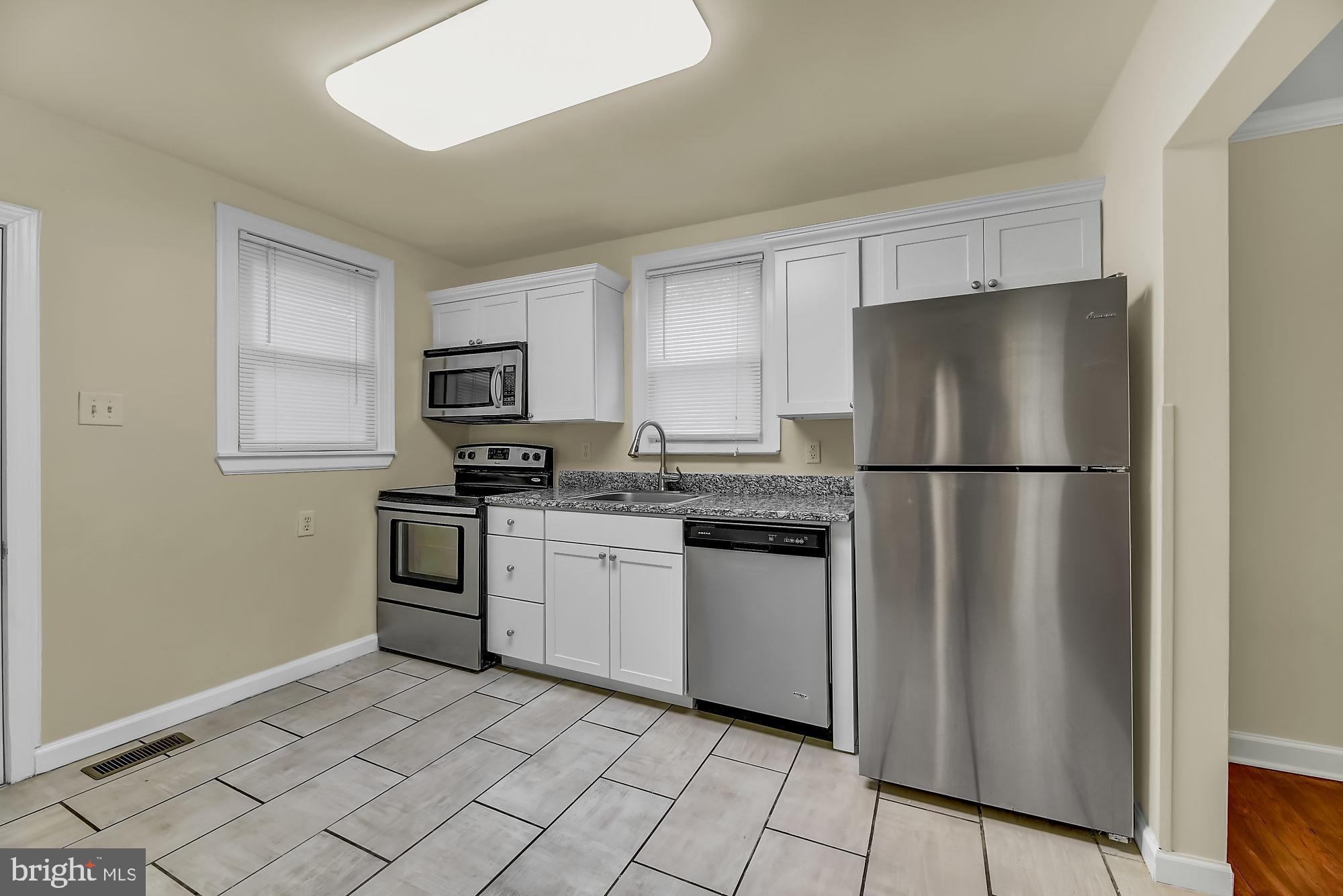 210 Cresswell Road Baltimore, MD 21225 - Photo 6 of 28 Gallery Image 6