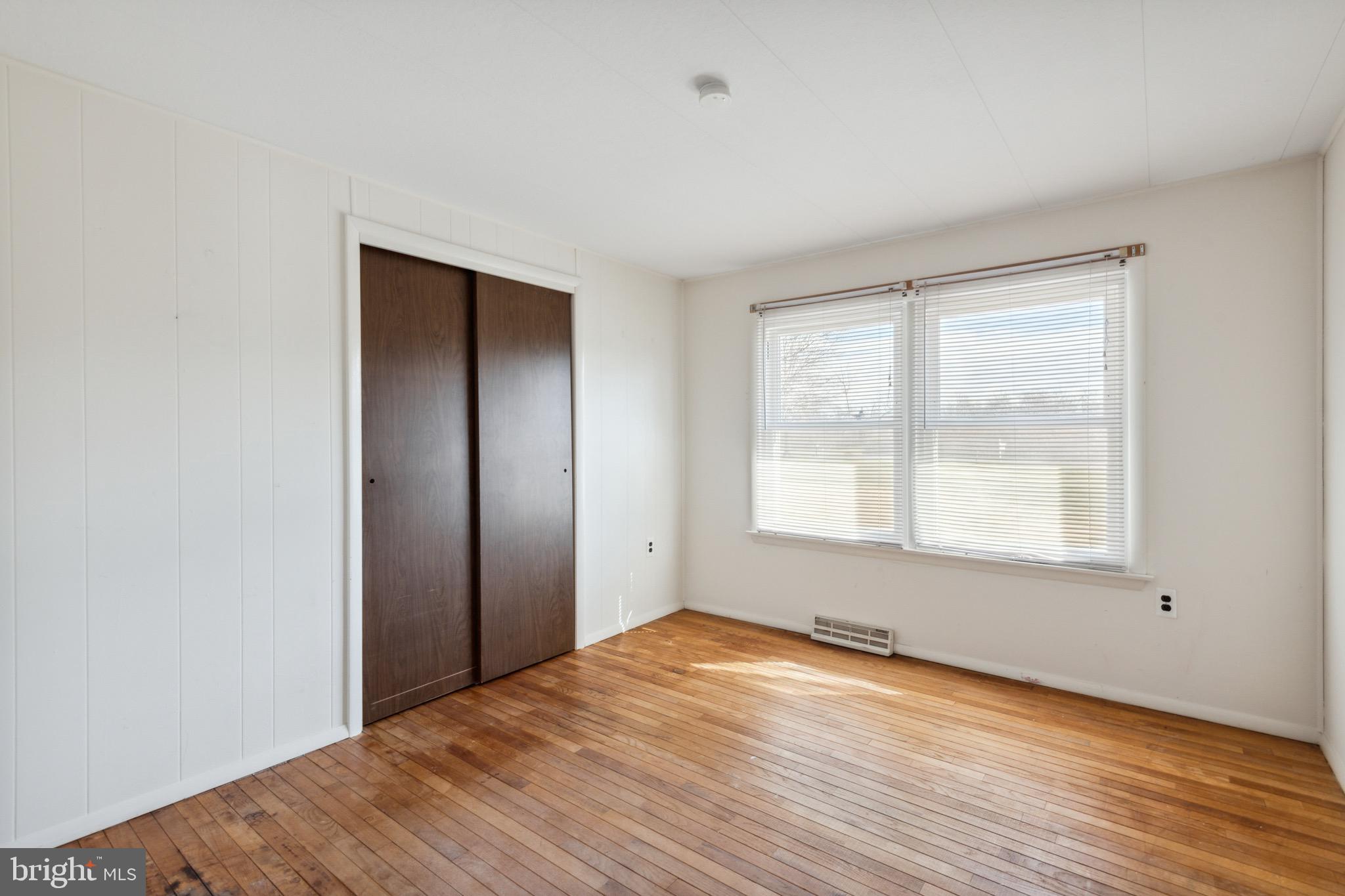 1400 Rossback Road Davidsonville, MD 21035 - Photo 15 of 24 Bedroom One