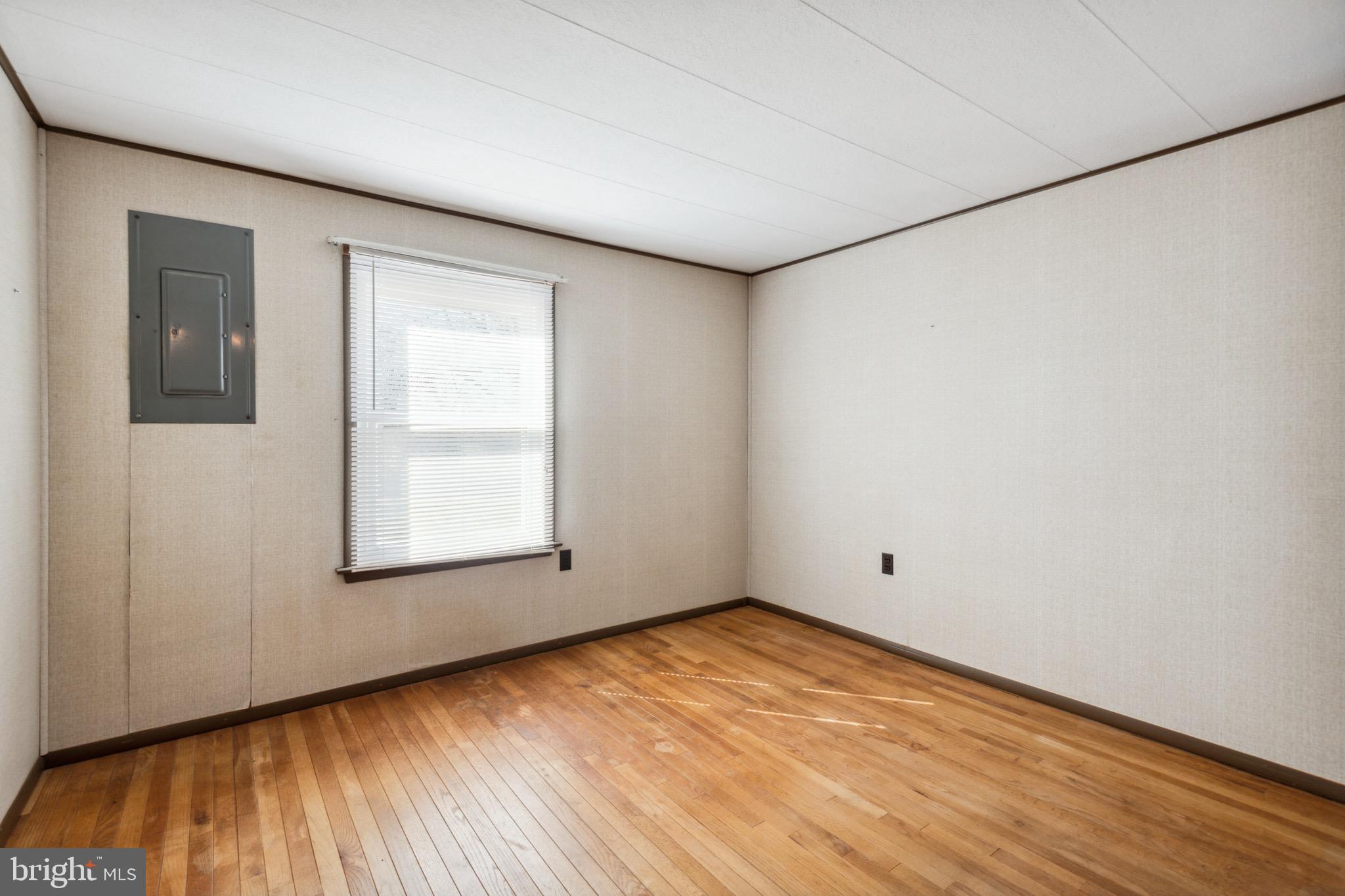 1400 Rossback Road Davidsonville, MD 21035 - Photo 18 of 24 Bedroom Three