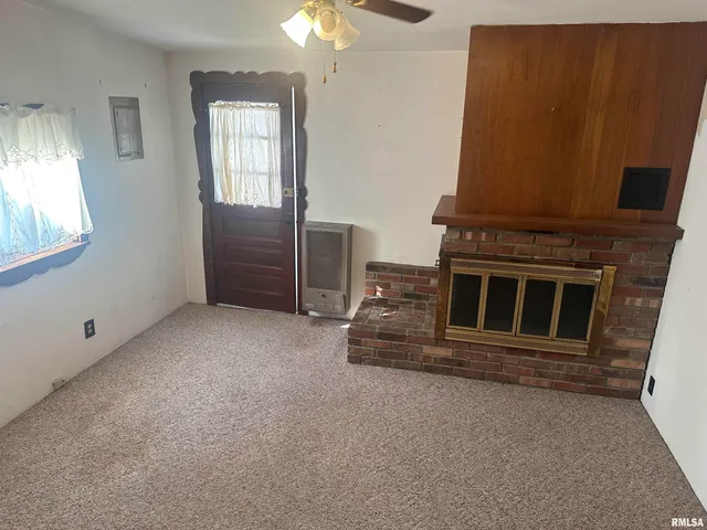 $85,000 | 301 South East Street, Pinckneyville, IL 62274