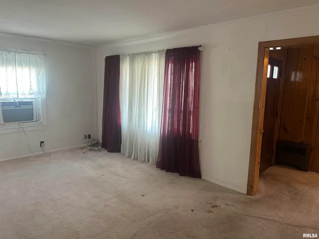 $85,000 | 301 South East Street, Pinckneyville, IL 62274