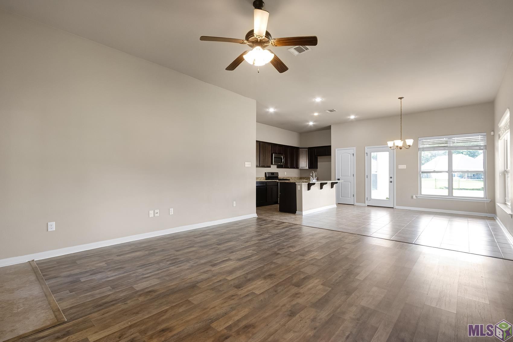 8671 Summer Grove Avenue Baton Rouge, LA 70820 - Photo 5 of 23