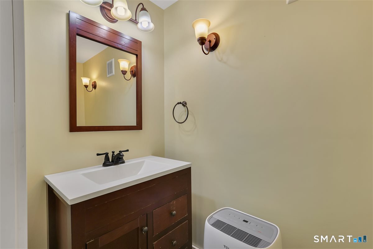 26 Old Willimantic Road Columbia, CT 06237 - Photo 34 of 42