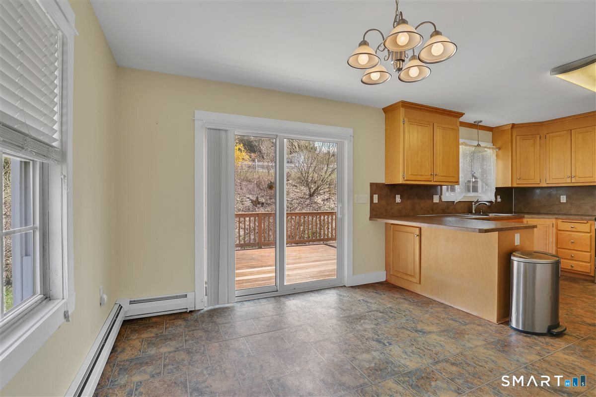 26 Old Willimantic Road Columbia, CT 06237 - Photo 8 of 42