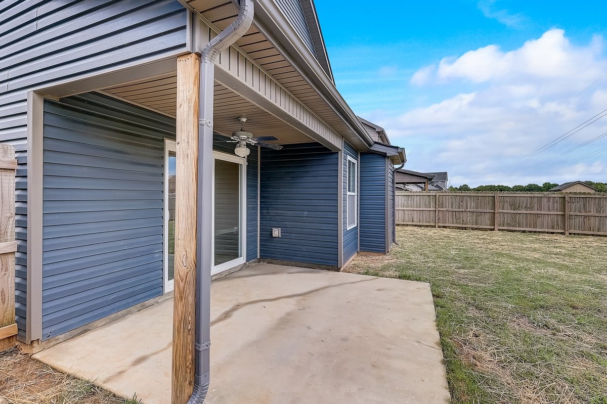 414 Andean Court Clarksville, TN 37040 - Photo 23 of 26 a view of backyard of house