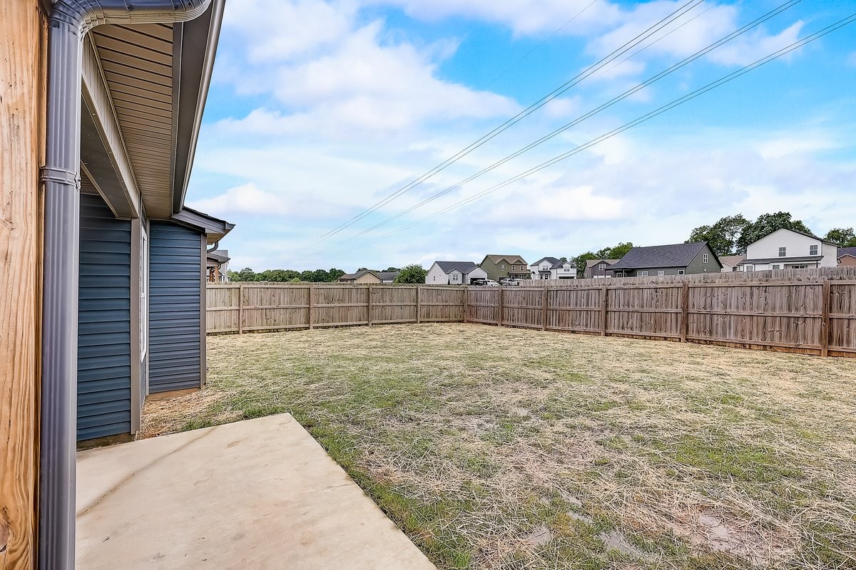 414 Andean Court Clarksville, TN 37040 - Photo 25 of 26 a view of a backyard
