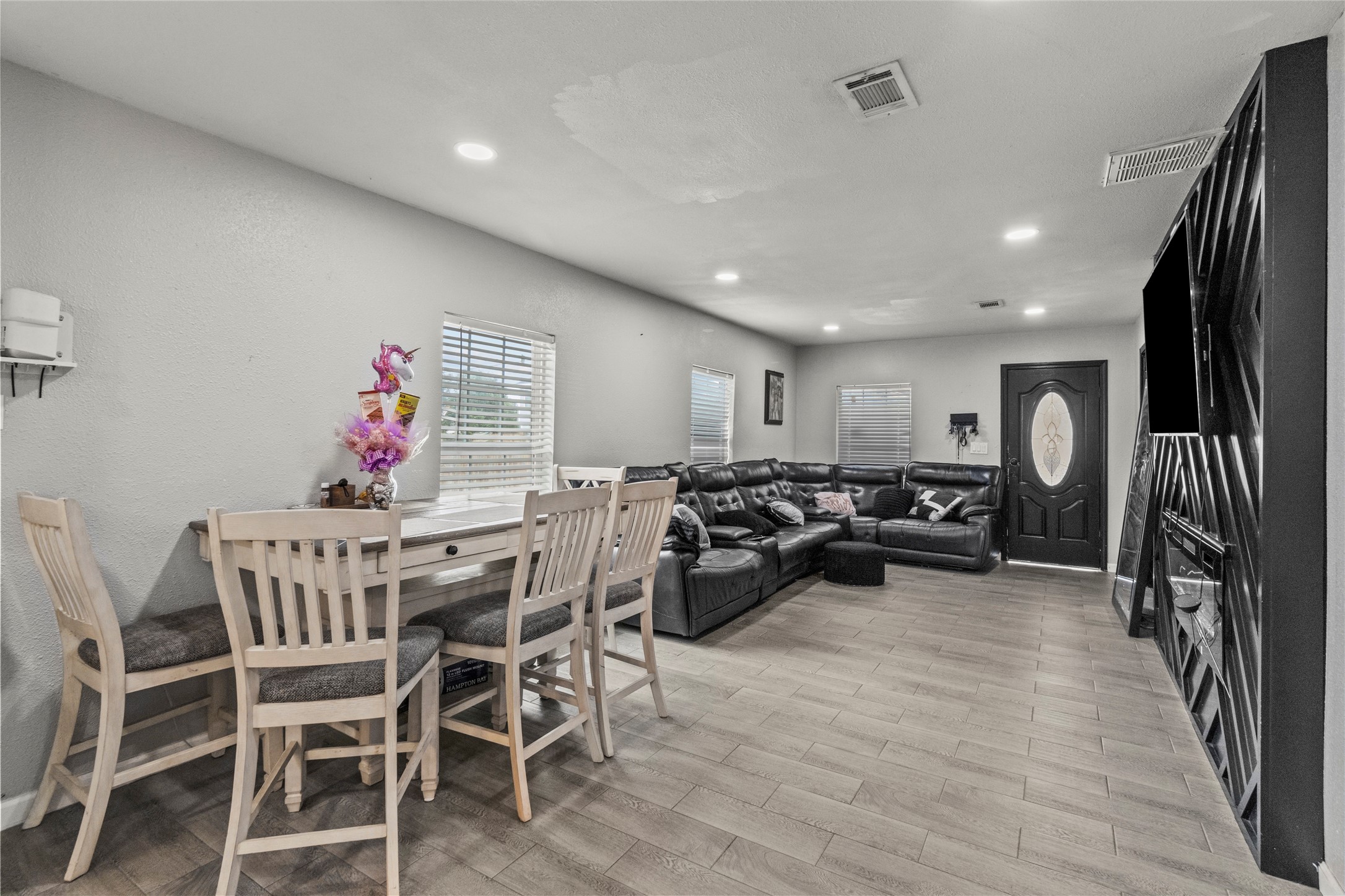 9739 Cargill Street Houston, TX 77029 - Photo 5 of 21