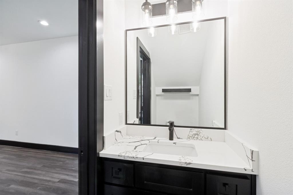 2420 Starks Avenue Dallas, TX 75215 - Photo 19 of 25