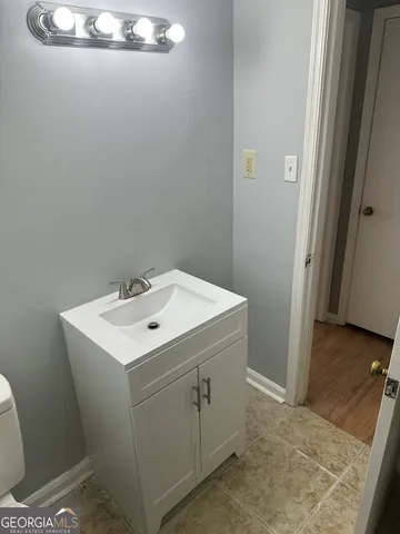 $220,000 | 273 Fennel Way Southwest, Atlanta, GA 30331