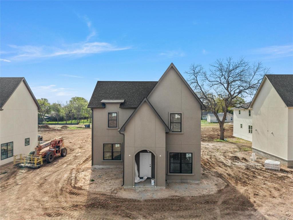 2700 South 2nd Street, Unit J Waco, TX 76706 - Photo 3 of 24 a view of a house with backyard