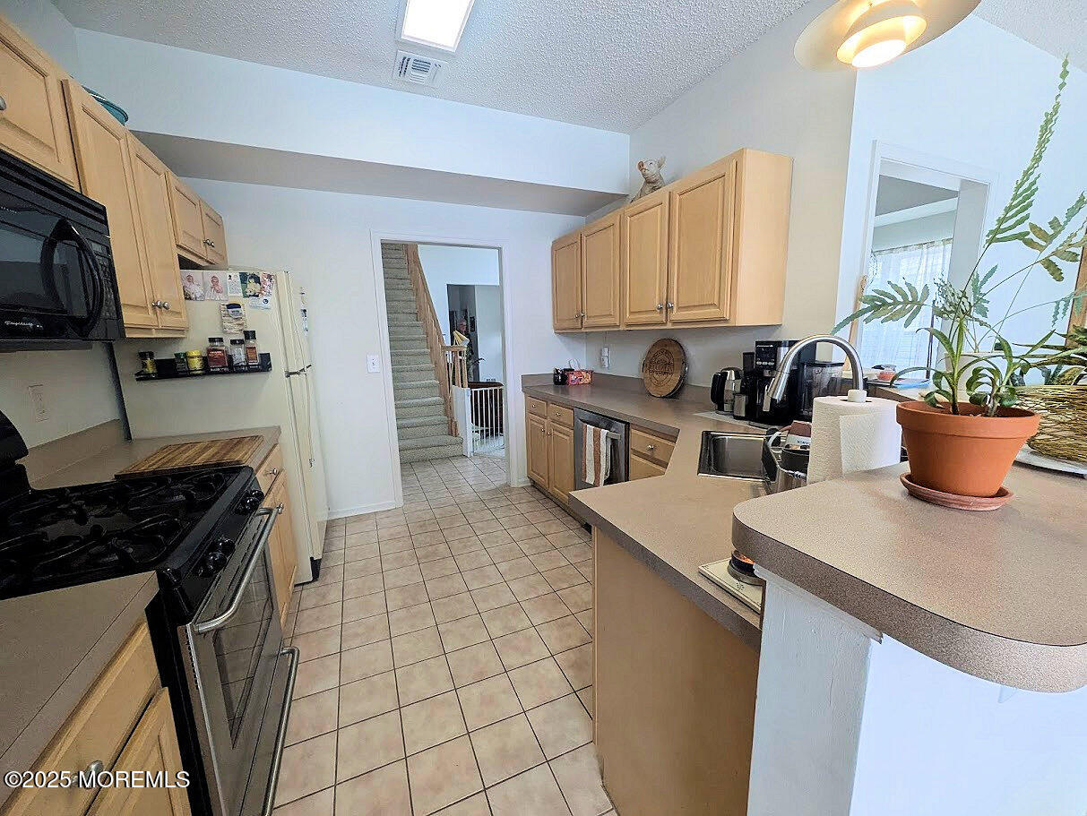 55 Butler Avenue Bayville, NJ 08721 - Photo 11 of 33 kit 1