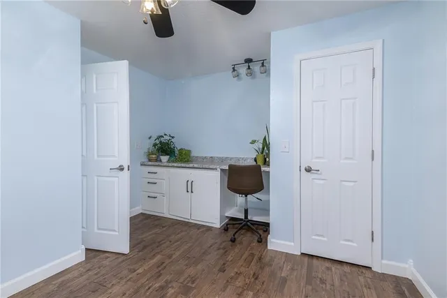 $379,950 | 525 Pleasant Street, Tonganoxie, KS 66086