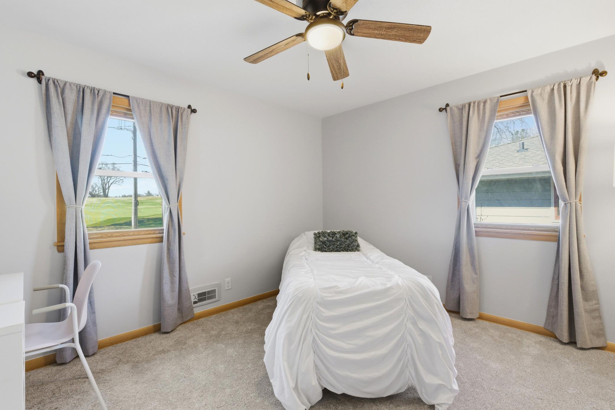 2095 Fairways Lane Roseville, MN 55113 - Photo 20 of 48