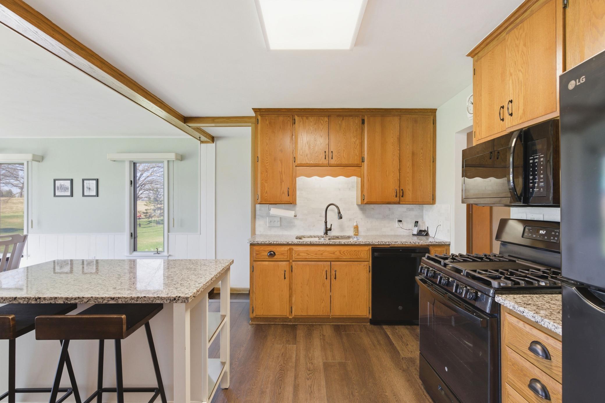 2095 Fairways Lane Roseville, MN 55113 - Photo 9 of 48